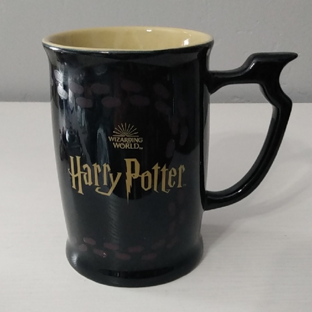 Warner Bros. Black and Cream Harry Potter‎ Mug